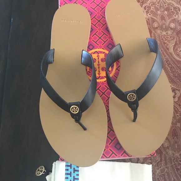 Tory Burch Shoes - Tory Burch Manon Black Thing Sandals
